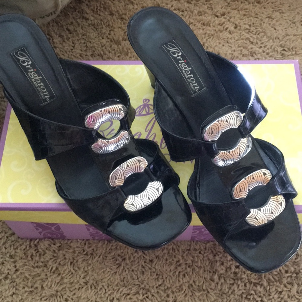 Brighton Black Ritz Croc Sandal size 8.5